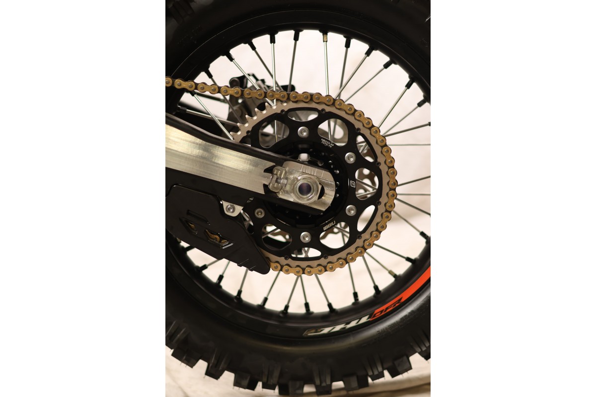 jhlmoto.ru-jhl-zr6-nb300-jhlofr-enduro-15-1200x800